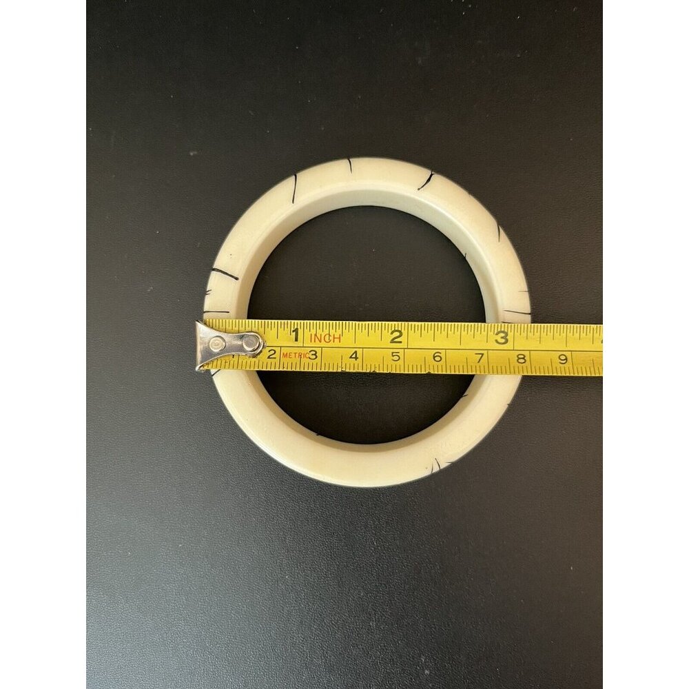 bangle bracelet Vintage Off White With Black Platter Pattern Round - Picture 5 of 5